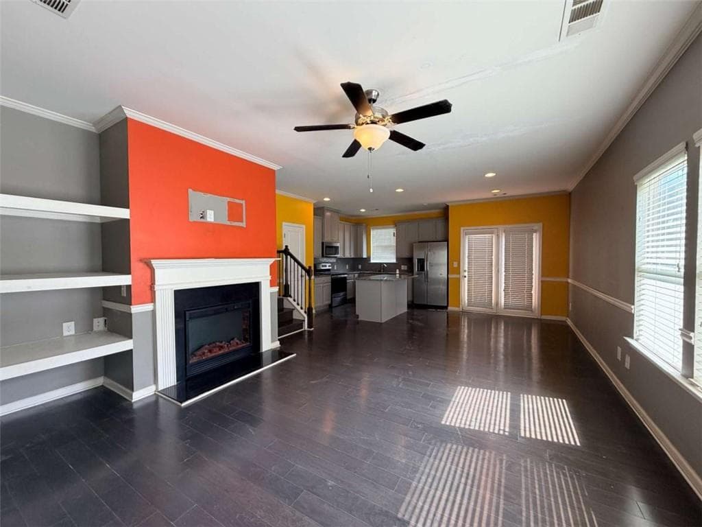 3 bedroom, 3 bathroom, 1,484 sq ft townhouse for sale at 2352 Rolling Trail, Lithonia, GA 30058 — photo 2