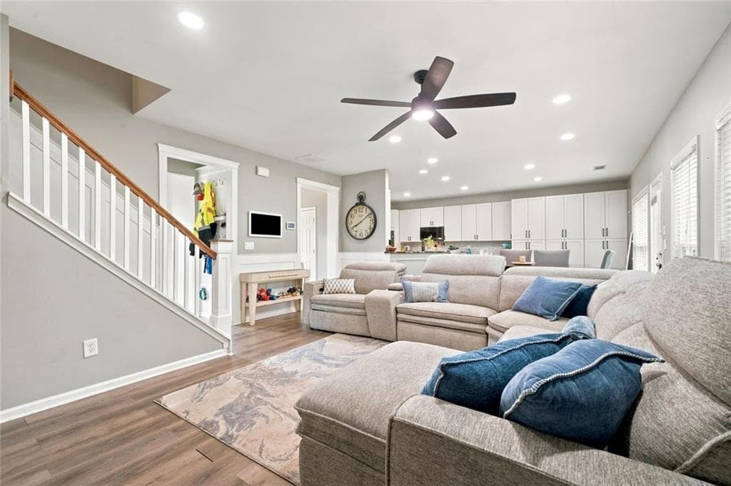 4 bedroom, 3 bathroom, 3,248 sq ft single family residence under contract at 855 Tibwin Place, Lawrenceville, GA 30045 — photo 7