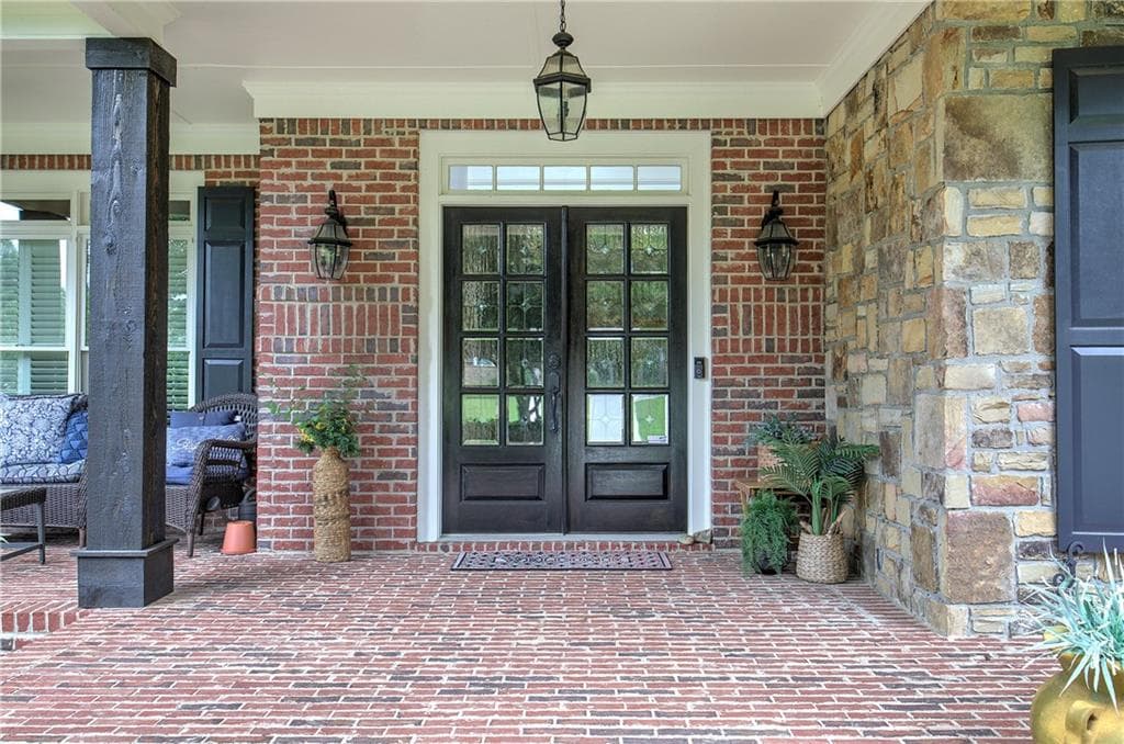 6 bedroom, 6 bathroom, 4,756 sq ft single family residence under contract at 4405 Sterling Pointe Drive, Kennesaw, GA 30152 — photo 6
