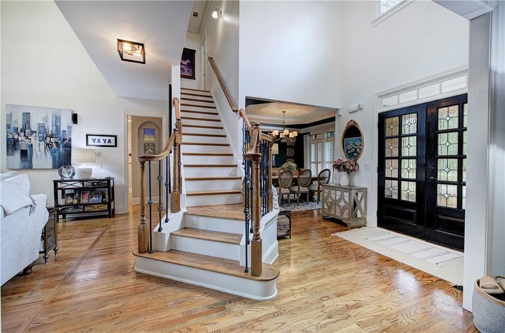 6 bedroom, 6 bathroom, 4,756 sq ft single family residence under contract at 4405 Sterling Pointe Drive, Kennesaw, GA 30152 — photo 9