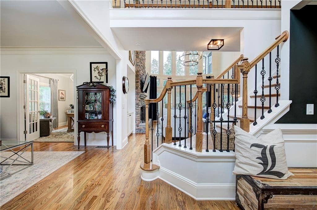 6 bedroom, 6 bathroom, 4,756 sq ft single family residence under contract at 4405 Sterling Pointe Drive, Kennesaw, GA 30152 — photo 10