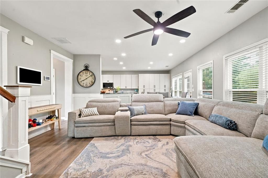 4 bedroom, 3 bathroom, 3,248 sq ft single family residence under contract at 855 Tibwin Place, Lawrenceville, GA 30045 — photo 10