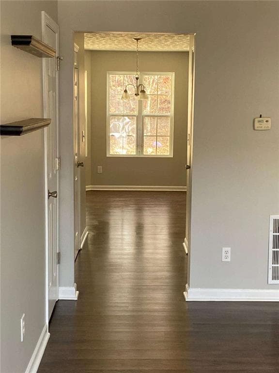 3 bedroom, 3 bathroom, 1,372 sq ft townhouse under contract at 2752 Valley Green Drive, Gainesville, GA 30504 — photo 6