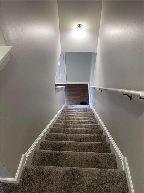 3 bedroom, 3 bathroom, 1,372 sq ft townhouse under contract at 2752 Valley Green Drive, Gainesville, GA 30504 — photo 10