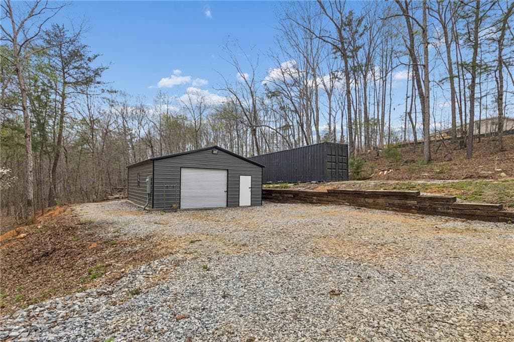 3 bedroom, 3 bathroom, 3,353 sq ft single family residence for sale at 201 Rocky Road, Dawsonville, GA 30534 — photo 7