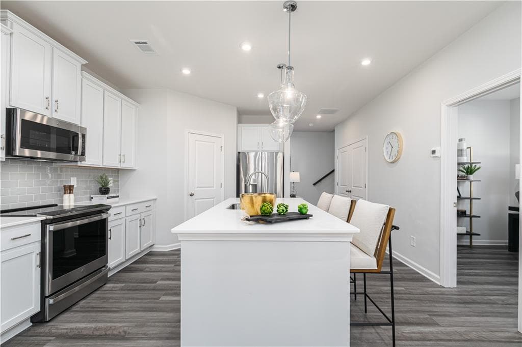 3 bedroom, 3 bathroom, 1,824 sq ft single family residence for sale at 3202 Croftside Commons, Powder Springs, GA 30127 — photo 9