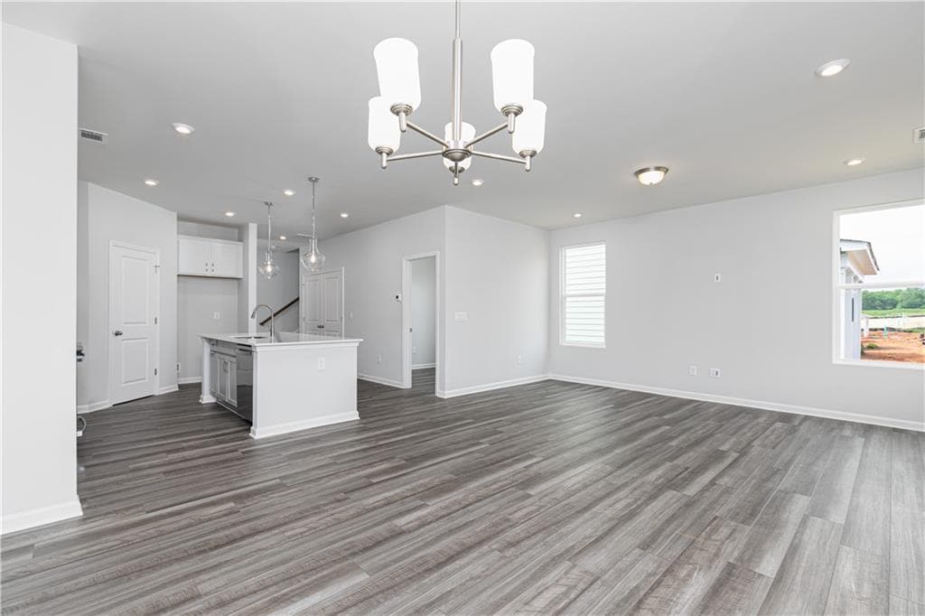 3 bedroom, 3 bathroom, 1,824 sq ft single family residence for sale at 3198 Croftside Commons, Powder Springs, GA 30127 — photo 5