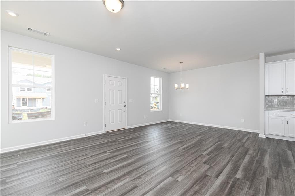 3 bedroom, 3 bathroom, 1,824 sq ft single family residence for sale at 3198 Croftside Commons, Powder Springs, GA 30127 — photo 6