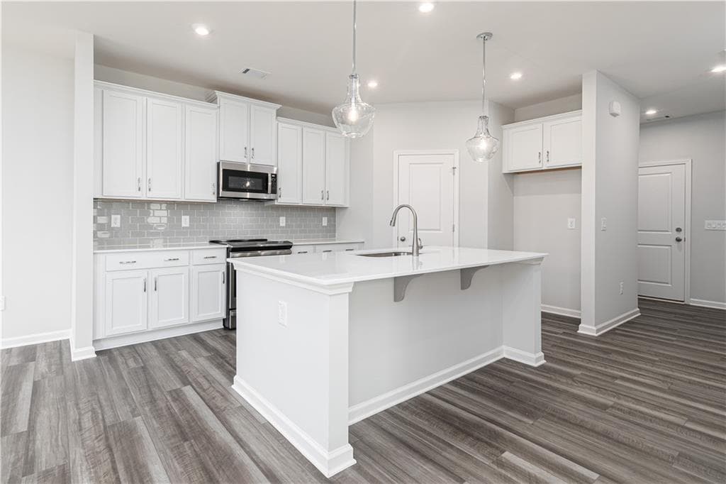 3 bedroom, 3 bathroom, 1,824 sq ft single family residence for sale at 3198 Croftside Commons, Powder Springs, GA 30127 — photo 7