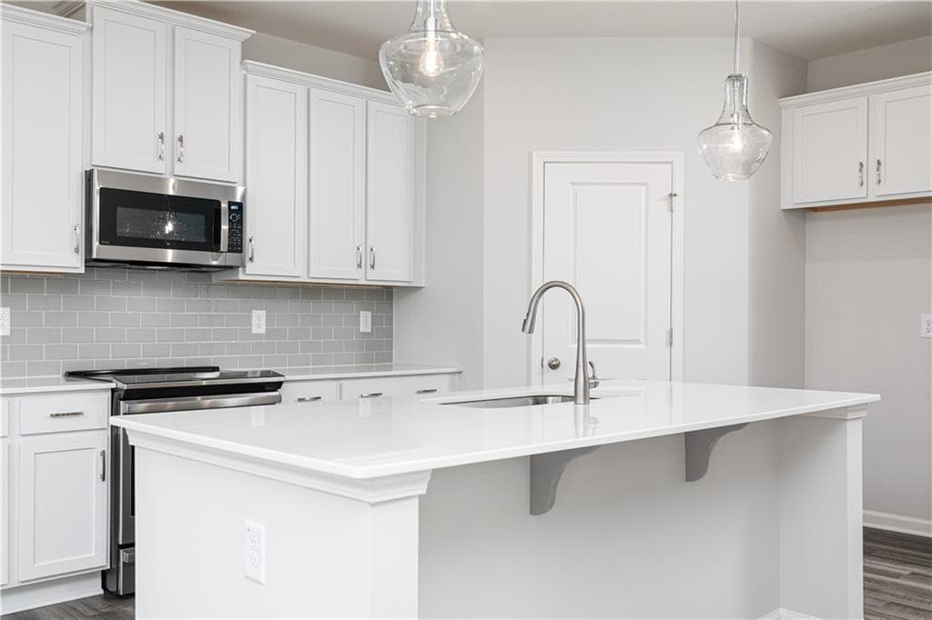3 bedroom, 3 bathroom, 1,824 sq ft single family residence for sale at 3198 Croftside Commons, Powder Springs, GA 30127 — photo 8