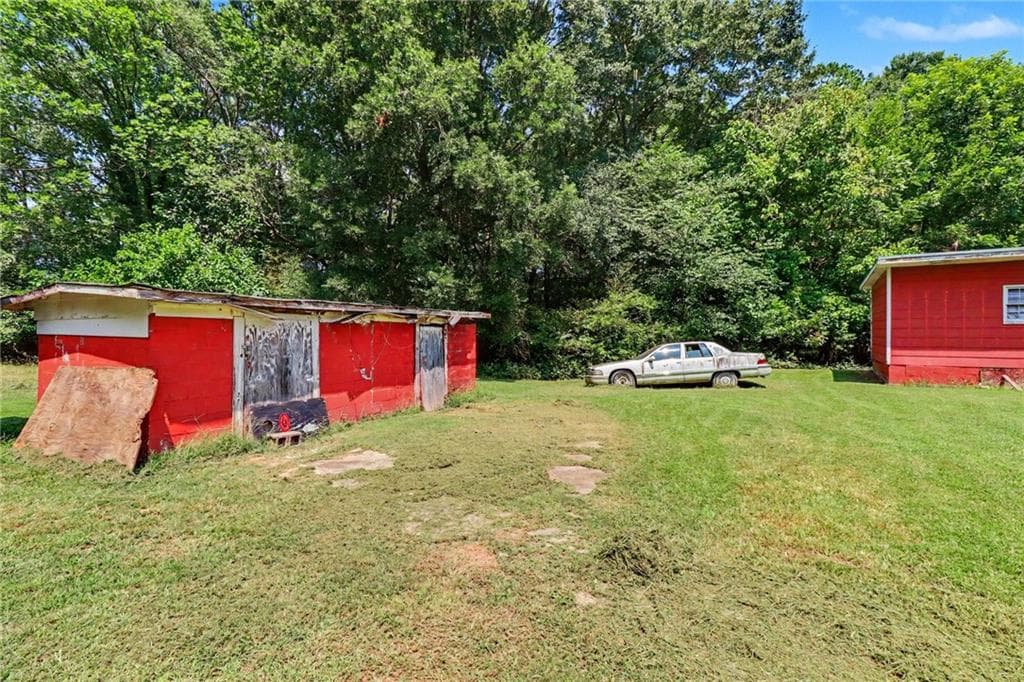3 bedroom, 3 bathroom, 2,375 sq ft single family residence for sale at 931 Davenport Street, Cedartown, GA 30125 — photo 8