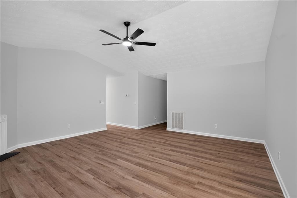 3 bedroom, 2 bathroom, 1,500 sq ft single family residence for sale at 2015 Jefferson Way, Mcdonough, GA 30252 — photo 4