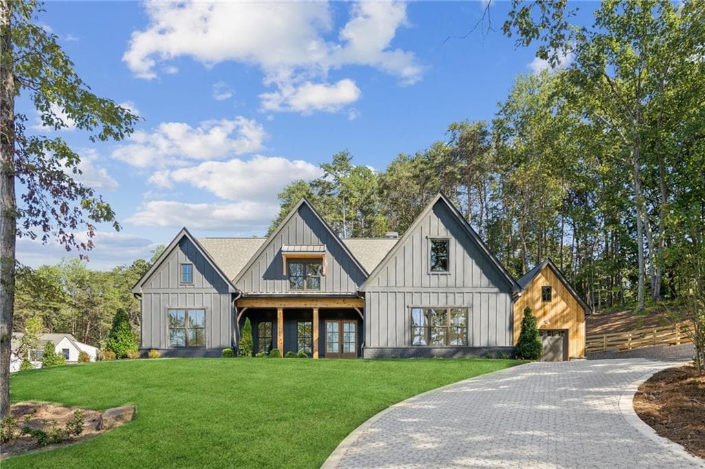 5 bedroom, 4 bathroom, 3,514 sq ft single family residence under contract at 4440 K D Kruzel Drive, Cumming, GA 30041 — photo 2