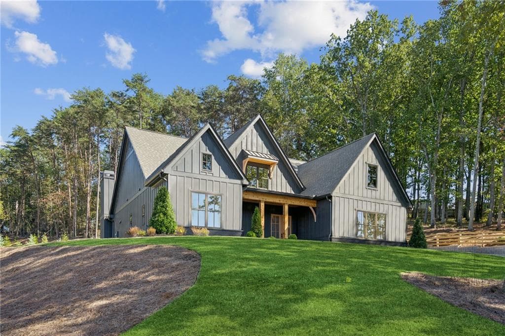 5 bedroom, 4 bathroom, 3,514 sq ft single family residence under contract at 4440 K D Kruzel Drive, Cumming, GA 30041 — photo 3