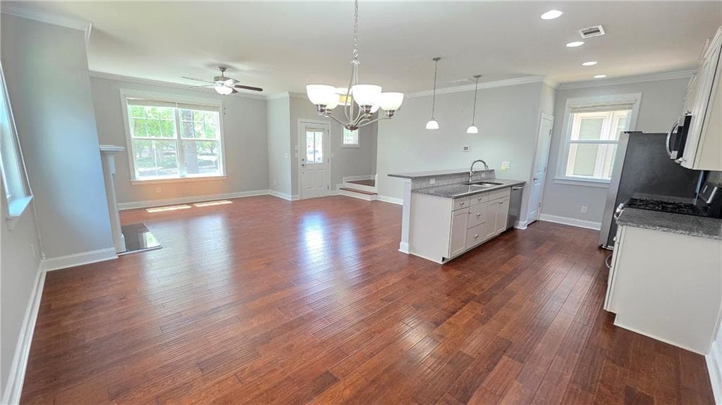 3 bedroom, 3 bathroom, 1,915 sq ft single family residence for sale at 2339 Village Grove Drive, Suwanee, GA 30024 — photo 3