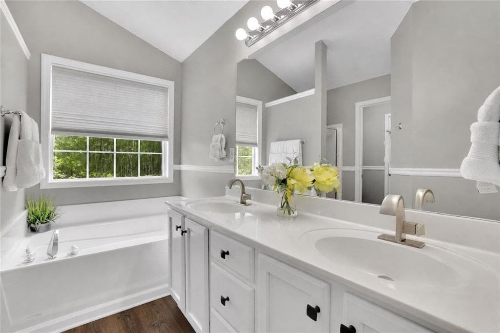 4 bedroom, 3 bathroom, 1,860 sq ft single family residence for sale at 7660 Streamside Lane, Cumming, GA 30028 — photo 7
