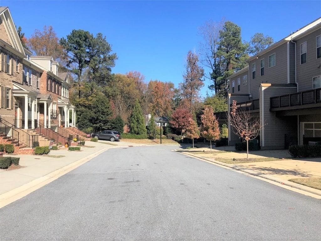 4 bedroom, 4 bathroom, 2,234 sq ft townhouse for rent at 3583 Adelaide Crossing, Brookhaven, GA 30319 for $4,200 a month — photo 2