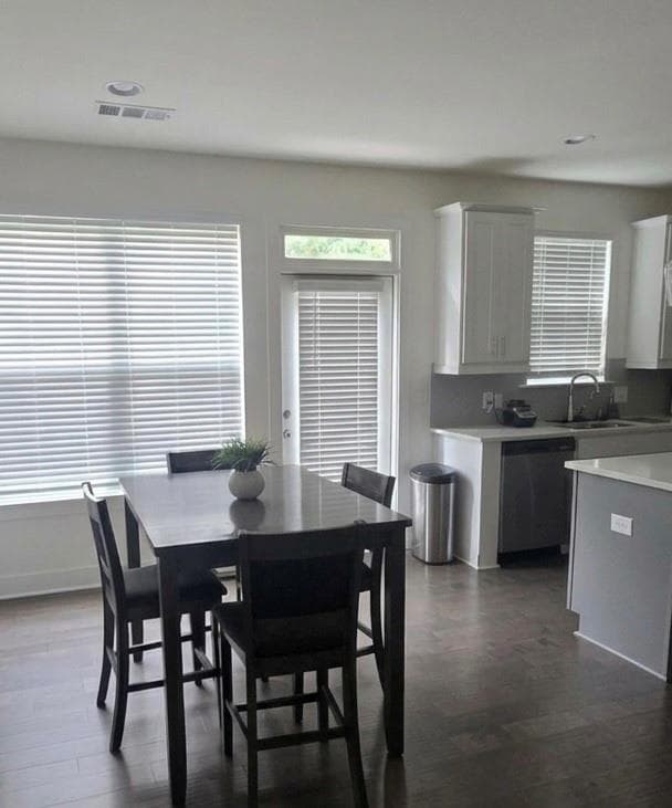 3 bedroom, 3 bathroom, 1,818 sq ft townhouse for sale at 79 Auburn Valley Way, Auburn, GA 30011 — photo 4