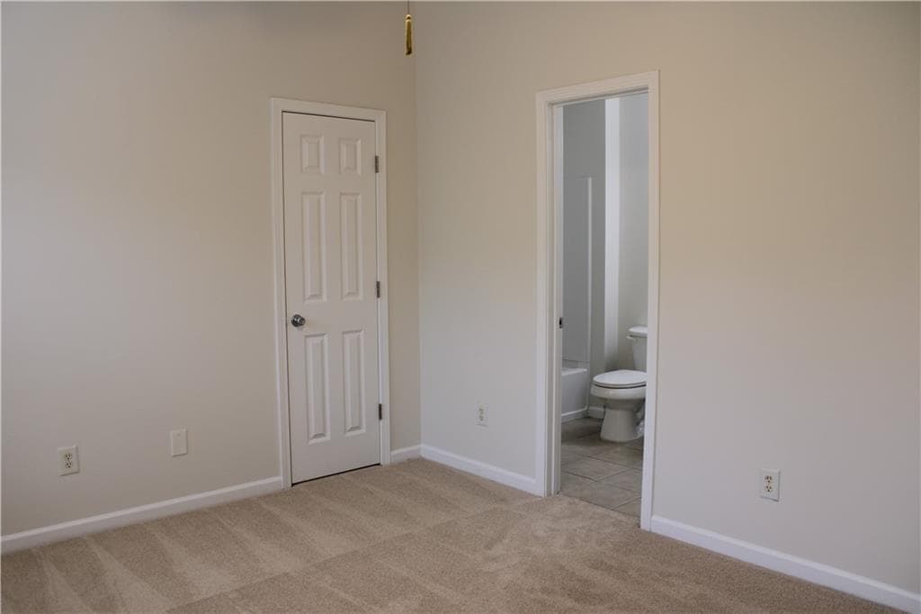 3 bedroom, 4 bathroom townhouse for rent at 2059 Liberty Court, Atlanta, GA 30318 for $2,700 a month — photo 4