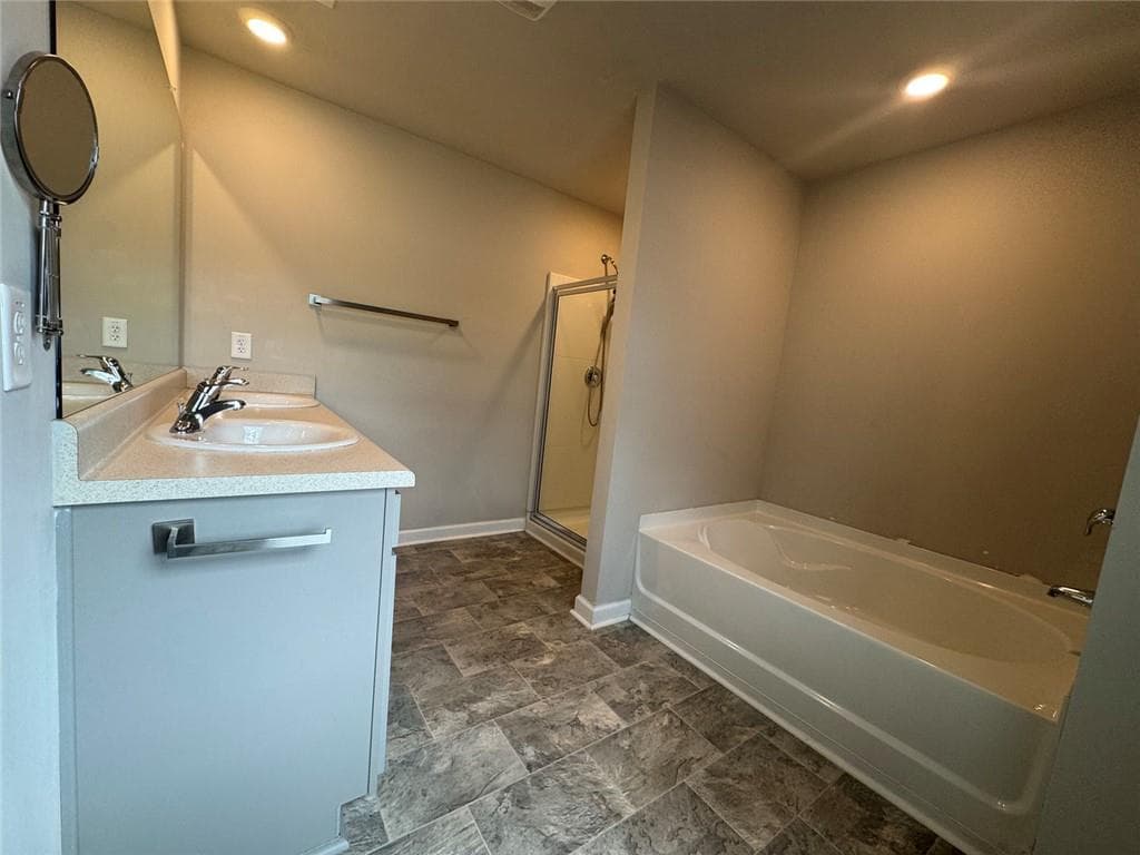 4 bedroom, 3 bathroom, 3,558 sq ft single family residence for rent at 146 Silver Birch Pass, Newnan, GA 30265 for $2,700 a month — photo 10