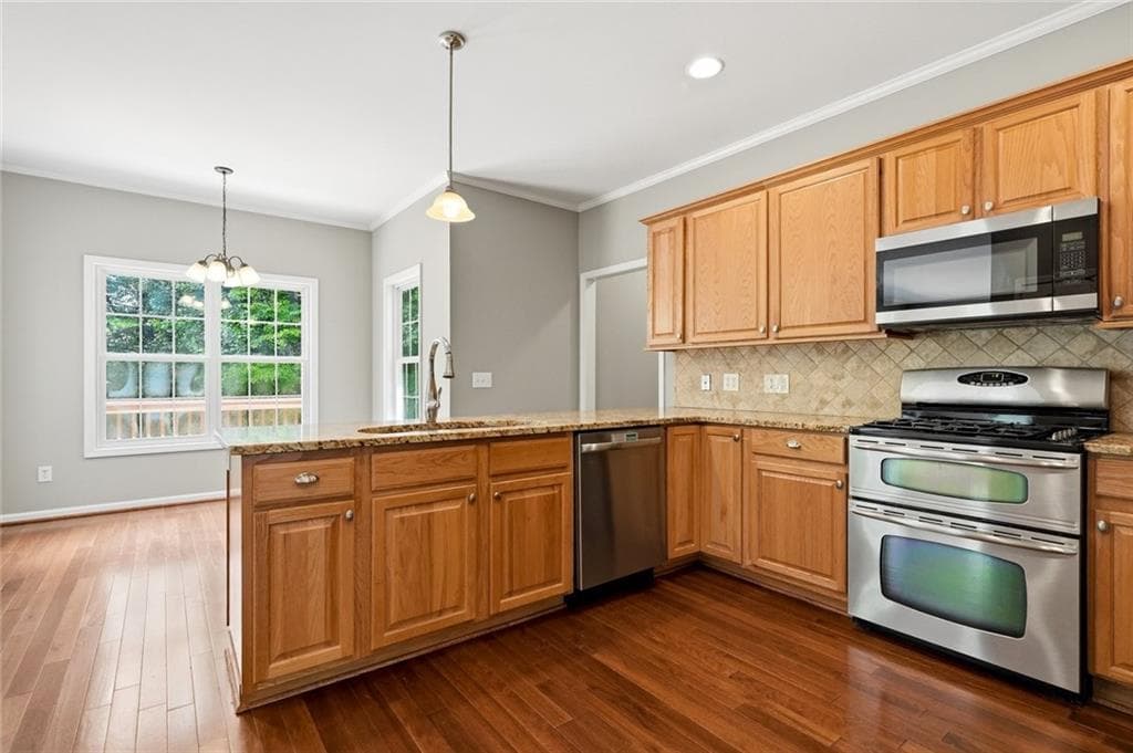 4 bedroom, 4 bathroom, 3,000 sq ft single family residence for rent at 995 Stefan Walk, Cumming, GA 30040 for $2,900 a month — photo 10
