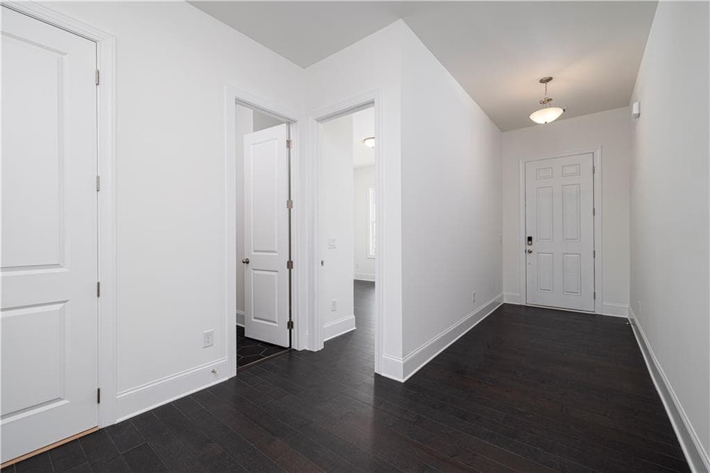 5 bedroom, 4 bathroom, 3,063 sq ft single family residence for sale at 1043 Winding Branch Drive, Canton, GA 30114 — photo 5
