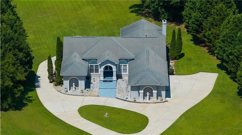 4 bedroom, 5 bathroom, 5,173 sq ft single family residence for sale at 145 Lees Overlook, Fayetteville, GA 30214