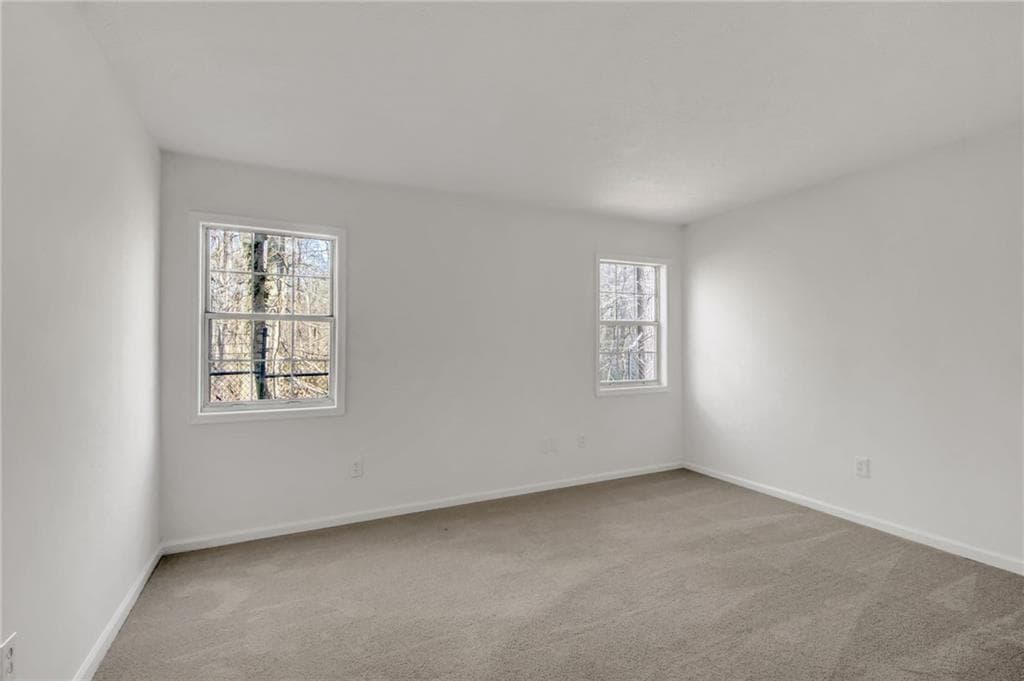 2 bedroom, 2 bathroom, 1,223 sq ft condominium for sale at 702 Glenleaf Drive, Peachtree Corners, GA 30092 — photo 9