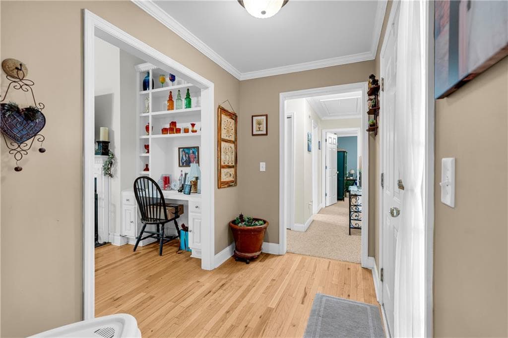 4 bedroom, 2 bathroom, 1,755 sq ft single family residence for sale at 905 Daisy Lane, Athens, GA 30605 — photo 6