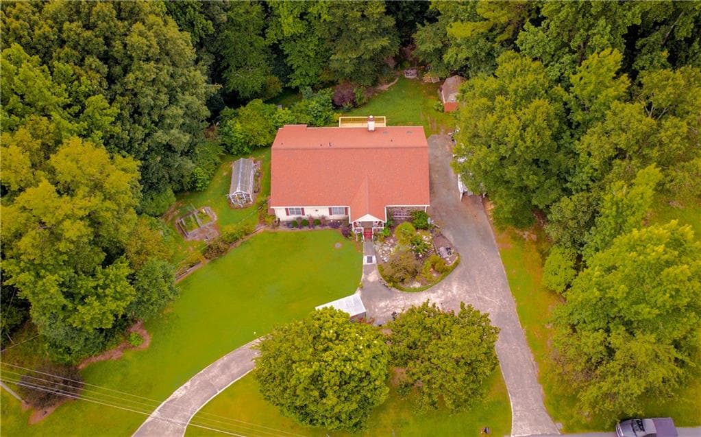 5 bedroom, 5 bathroom, 4,716 sq ft single family residence for sale at 453 Turnberry Drive, Hiram, GA 30141 — photo 2
