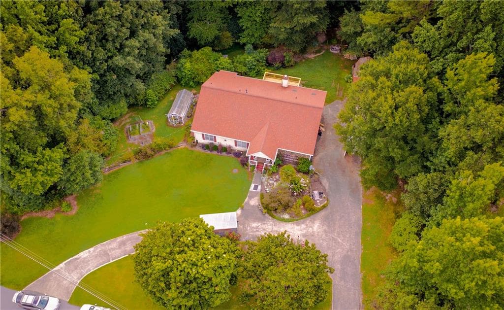 5 bedroom, 5 bathroom, 4,716 sq ft single family residence for sale at 453 Turnberry Drive, Hiram, GA 30141 — photo 3