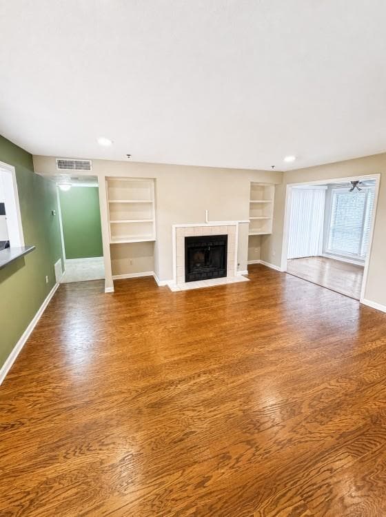 2 bedroom, 2 bathroom, 1,270 sq ft condominium for sale at 4618 Vinings Central Run 138, Atlanta, GA 30339 — photo 3