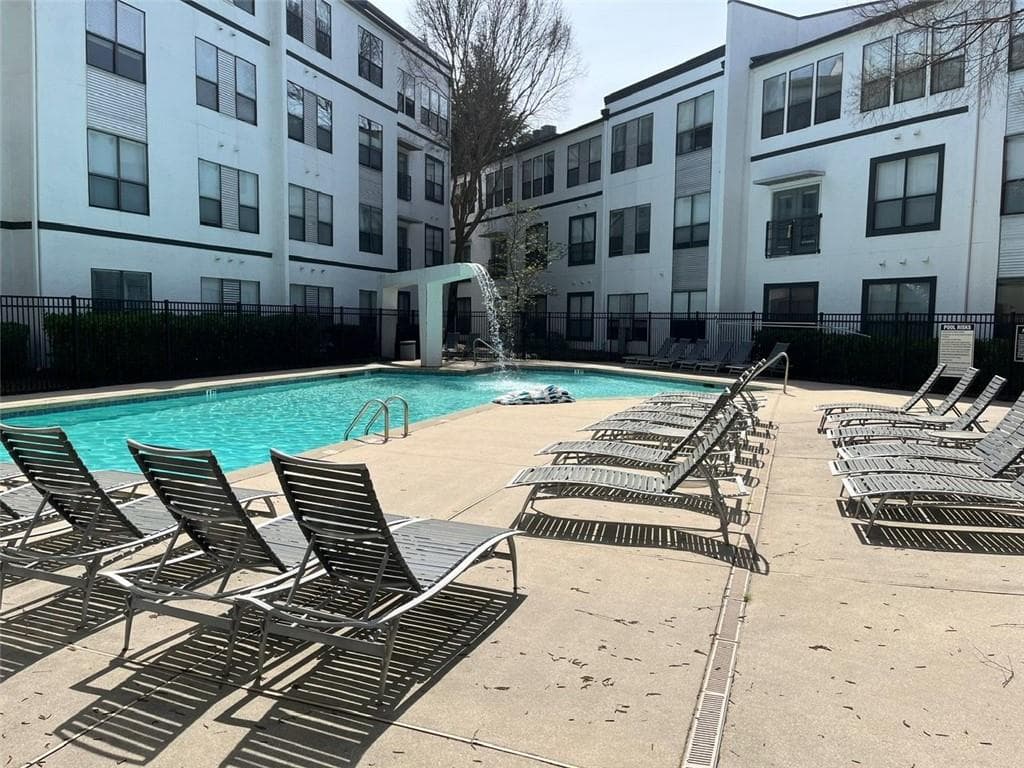1 bedroom, 1 bathroom, 900 sq ft condominium for rent at 821 Ralph Mcgill Boulevard 3413, Atlanta, GA 30306 for $1,600 a month — photo 2