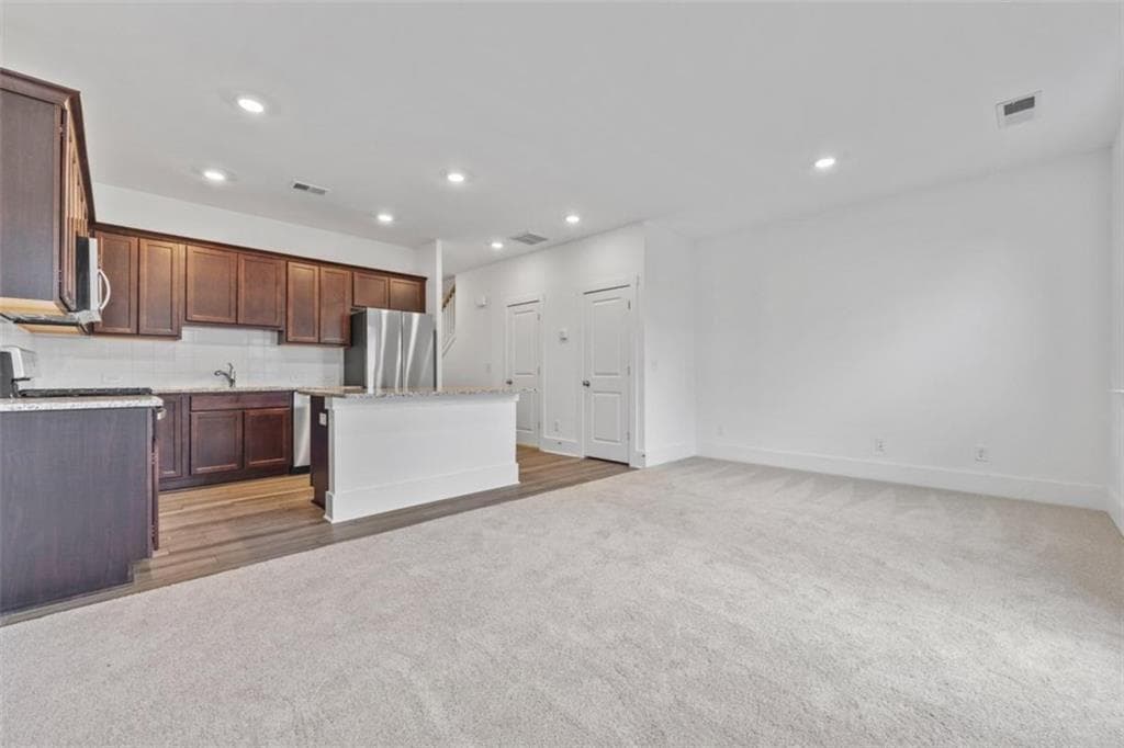 3 bedroom, 3 bathroom, 1,480 sq ft townhouse under contract at 1512 Parks Edge Lane, Atlanta, GA 30318 — photo 4