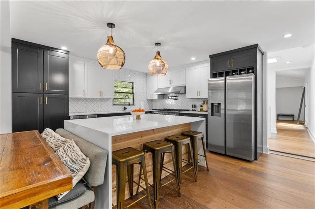 2 bedroom, 3 bathroom, 1,846 sq ft single family residence for sale at 1905 Windemere Drive, Atlanta, GA 30324 — photo 6