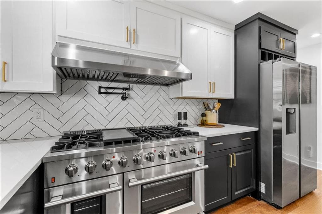 2 bedroom, 3 bathroom, 1,846 sq ft single family residence for sale at 1905 Windemere Drive, Atlanta, GA 30324 — photo 7