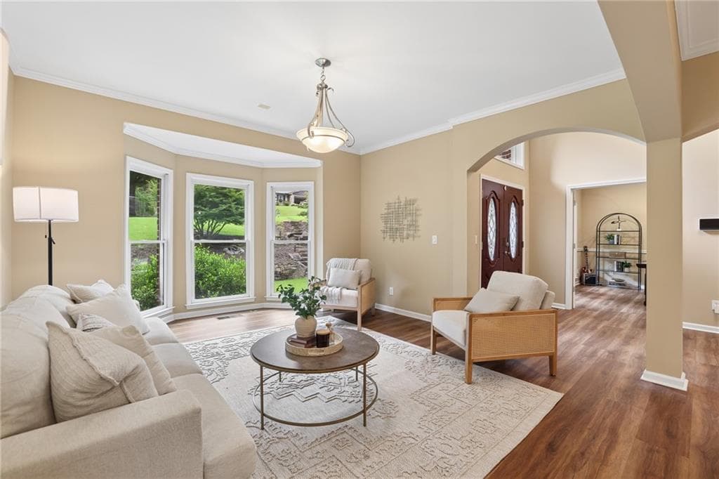 7 bedroom, 6 bathroom, 6,446 sq ft single family residence for sale at 2436 Fontainebleau Drive, Atlanta, GA 30360 — photo 5
