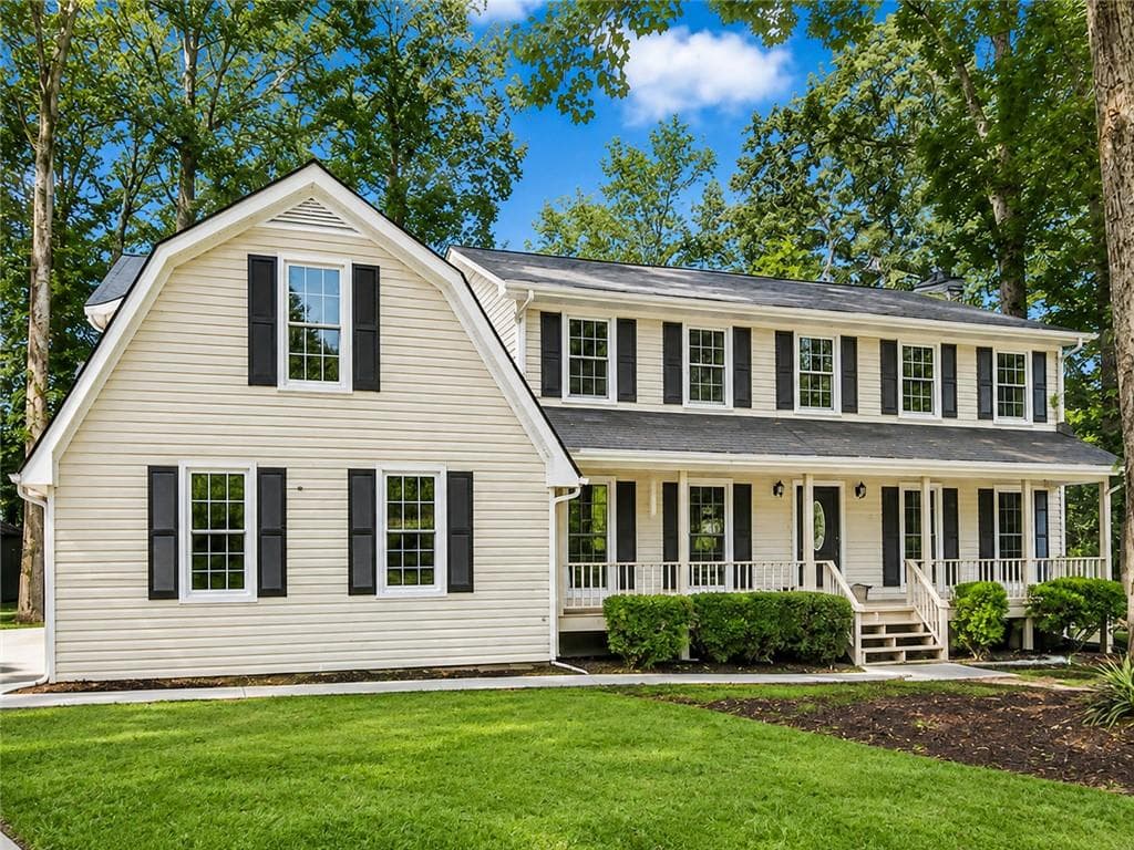 5 bedroom, 3 bathroom, 2,491 sq ft single family residence for sale at 135 Pamela Court, Fayetteville, GA 30214