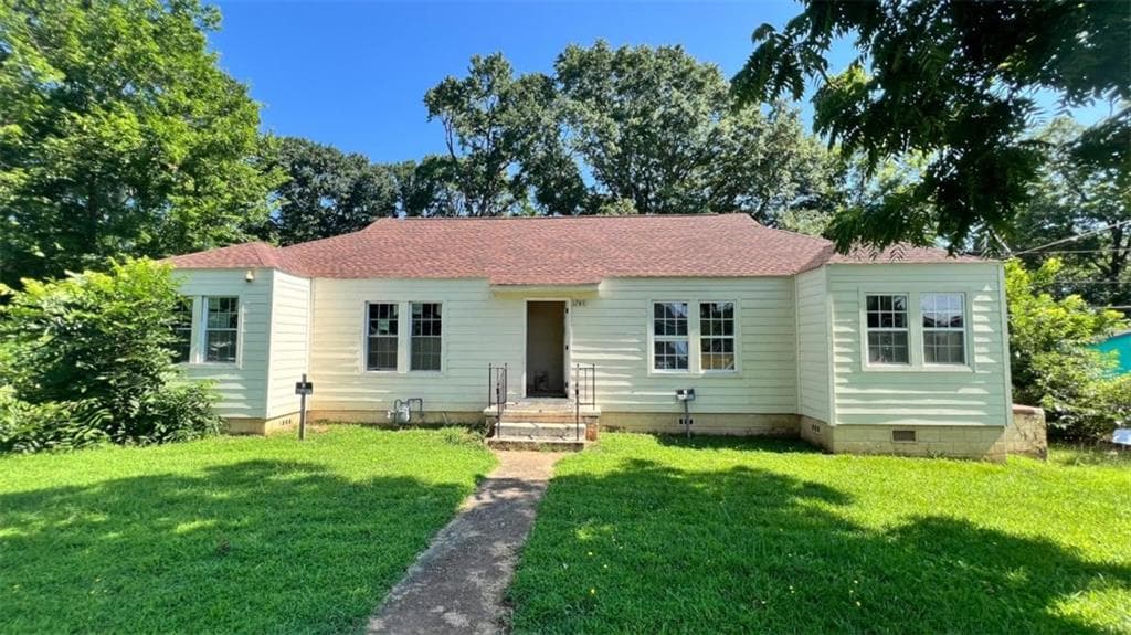 4 bedroom, 2 bathroom, 1,800 sq ft single family residence under contract at 1241 Lyle Avenue, East Point, GA 30344