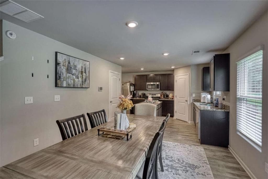 4 bedroom, 3 bathroom, 2,427 sq ft single family residence for sale at 95 Bridgemill Drive, Covington, GA 30014 — photo 10