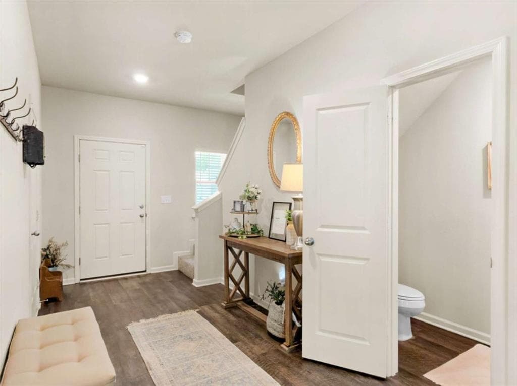 3 bedroom, 3 bathroom, 2,095 sq ft single family residence for sale at 200 Oliver Drive, Locust Grove, GA 30248 — photo 10