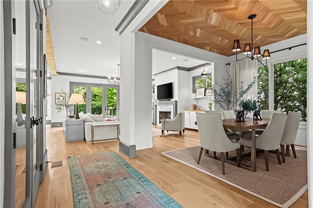 5 bedroom, 5 bathroom, 5,272 sq ft single family residence under contract at 1542 Trentwood Place, Atlanta, GA 30319 — photo 9