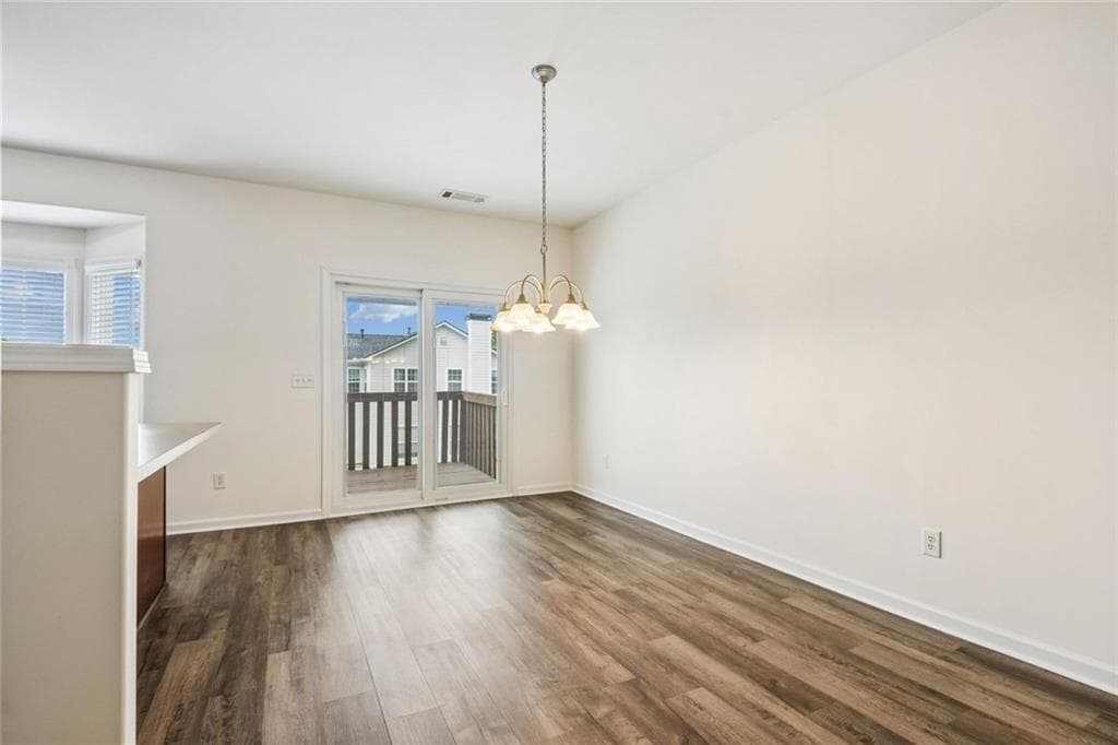 2 bedroom, 3 bathroom, 1,820 sq ft townhouse for sale at 1203 Park Pass Way, Suwanee, GA 30024 — photo 8