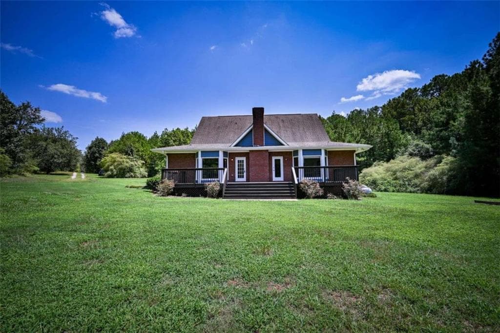 4 bedroom, 3 bathroom, 2,329 sq ft single family residence for sale at 160 River Lane, Covington, GA 30016 — photo 4