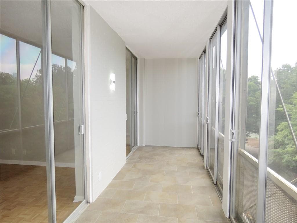 2 bedroom, 1 bathroom, 1,150 sq ft condominium for sale at 130 26th Street 511, Atlanta, GA 30309 — photo 10