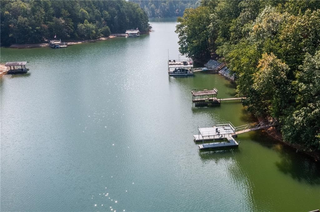 4 bedroom, 3 bathroom, 5,152 sq ft single family residence for sale at 2527 Venture Circle, Gainesville, GA 30506 — photo 6