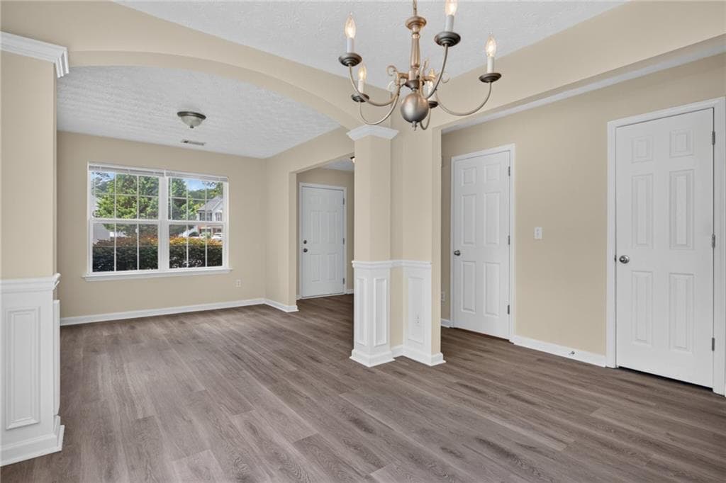 3 bedroom, 3 bathroom, 1,739 sq ft single family residence for sale at 9426 Lakeview Road, Union City, GA 30291 — photo 7