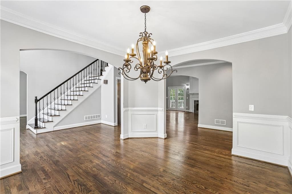 6 bedroom, 5 bathroom, 5,227 sq ft single family residence for sale at 700 Leeds Garden Terrace, Alpharetta, GA 30022 — photo 7