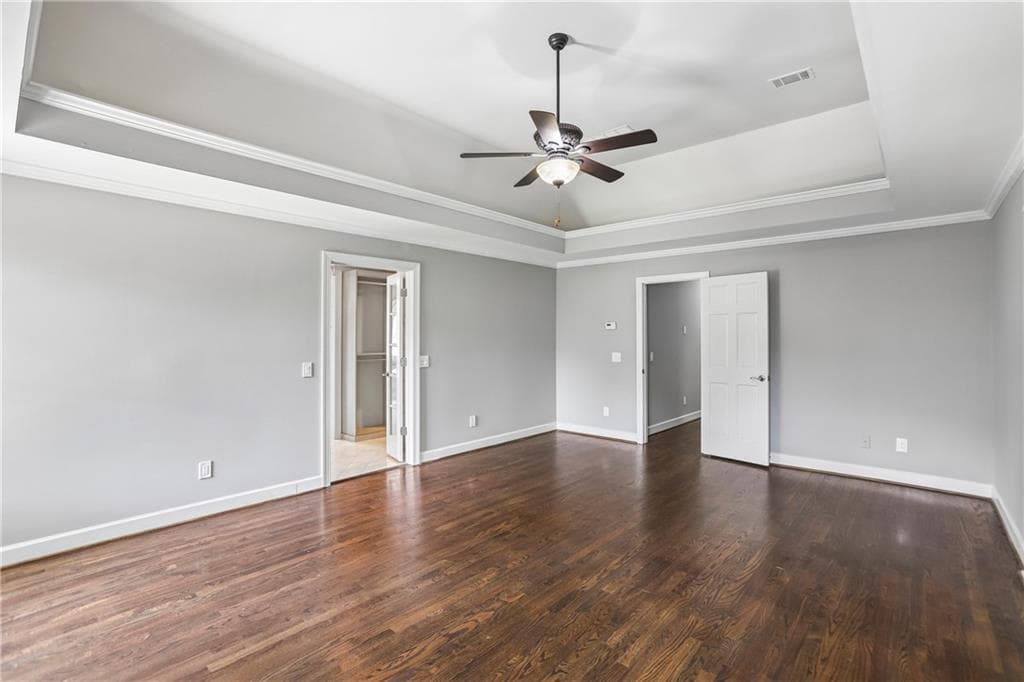 6 bedroom, 5 bathroom, 5,227 sq ft single family residence for sale at 700 Leeds Garden Terrace, Alpharetta, GA 30022 — photo 10
