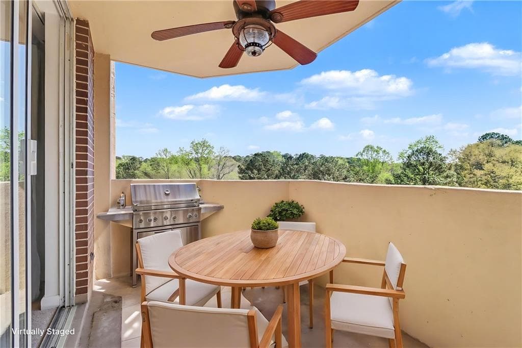 2 bedroom, 2 bathroom, 1,160 sq ft condominium for sale at 1501 Clairmont Road 827, Decatur, GA 30033 — photo 9
